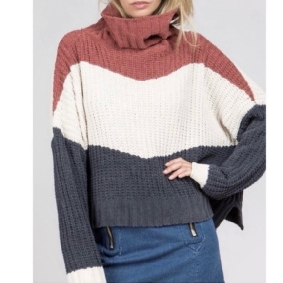 POL Oversized Chenille Chunky Knit Color Block Turtleneck Sweater Size Medium - Picture 3 of 10